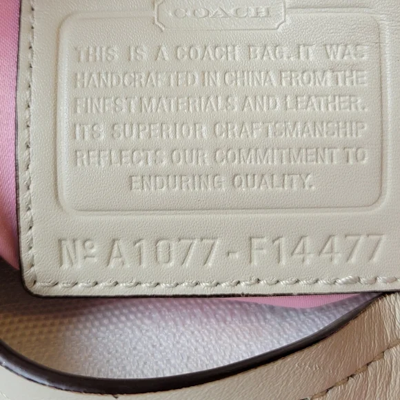 Coach Chelsea Heritage Tote with Matching Wristlet & Card Holder - Picture 14 of 15